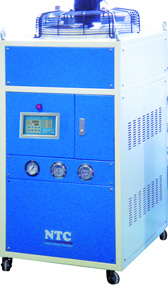 美女被吸乳羞羞白丝69xx