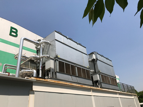 美女被吸乳羞羞白丝69xx