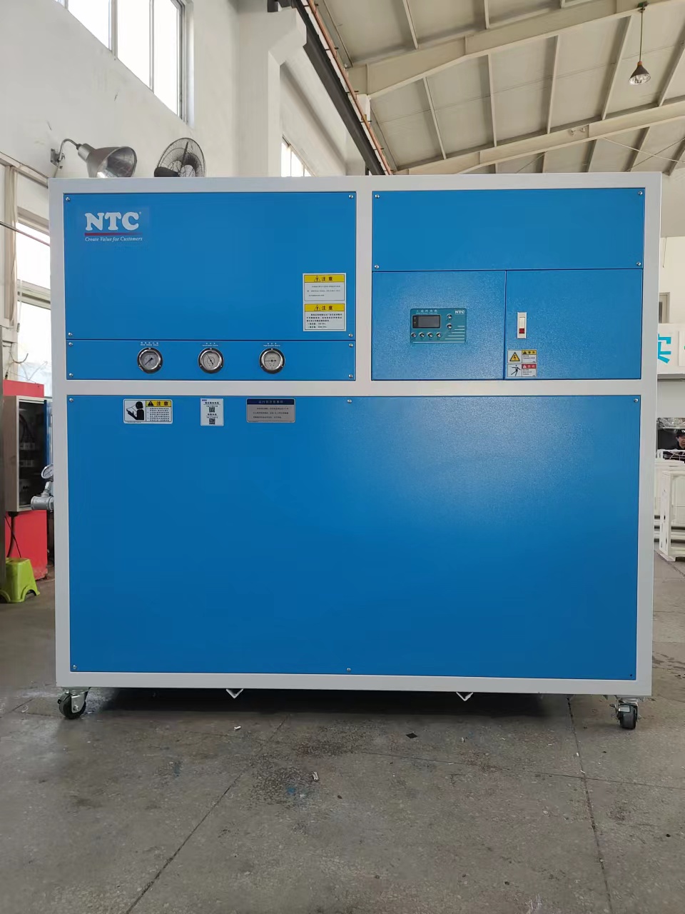 美女被吸乳羞羞白丝69xx